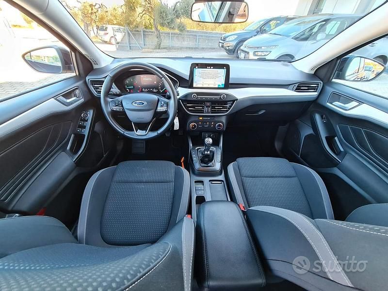 Usata Ford Focus Business Edition 120 CV (88 kW) 2019 Nero Station wagon