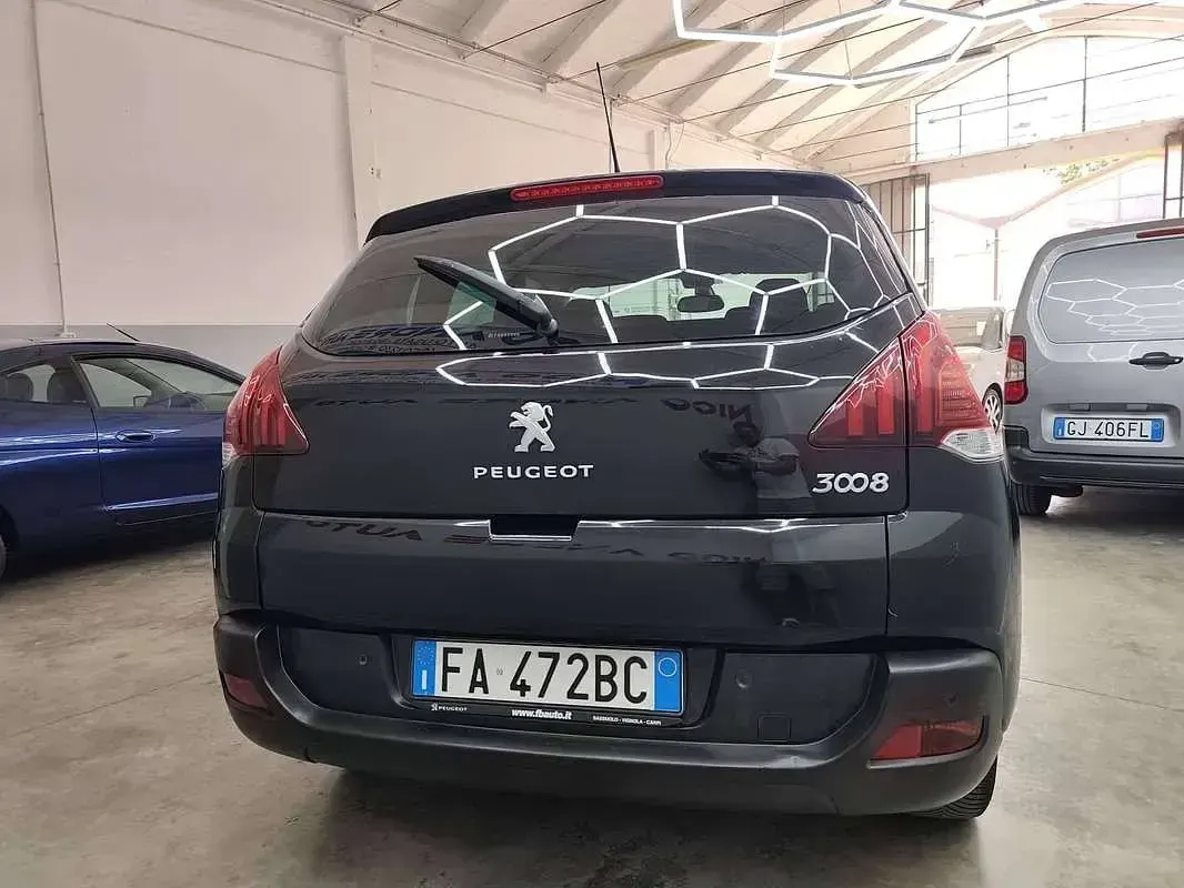 Usata Peugeot 3008 Active 114 CV (83 kW) 2015 Station wagon