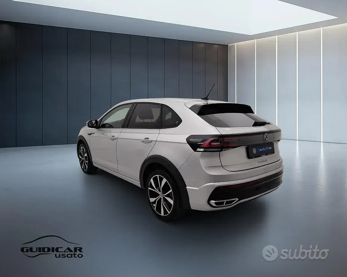 Usata VW Taigo R-line 110 CV (80 kW) 2022 Argento SUV