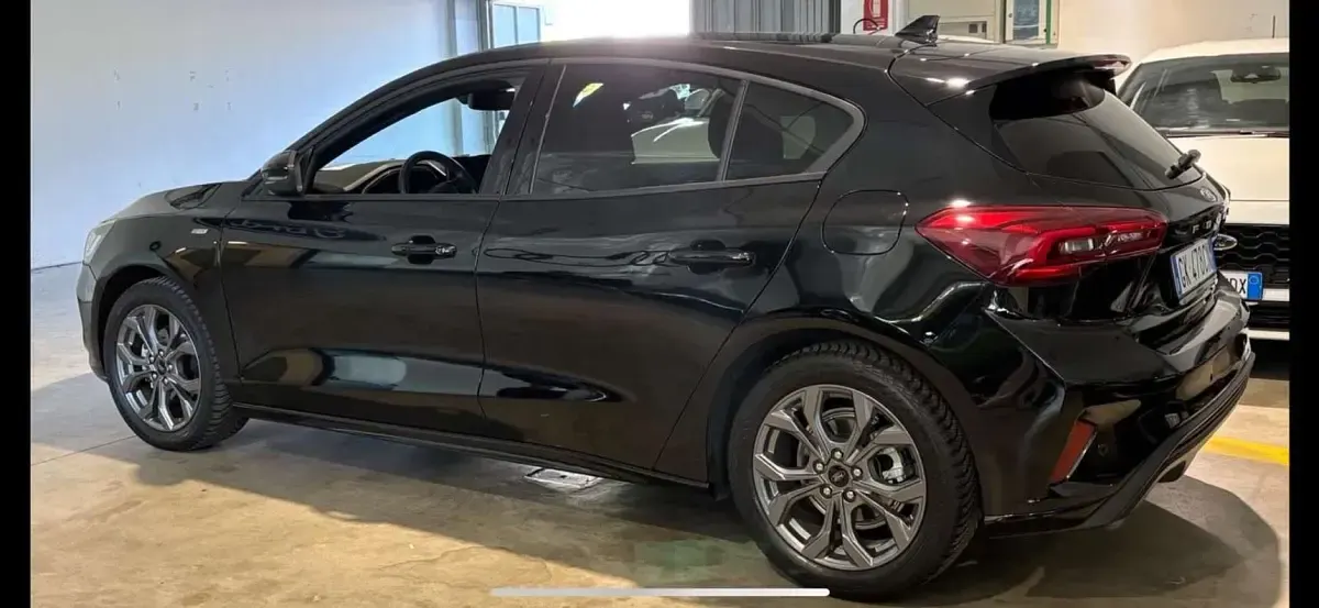 Usata Ford Focus ST-Line X 125 CV (91 kW) 2022 Nero Berlina