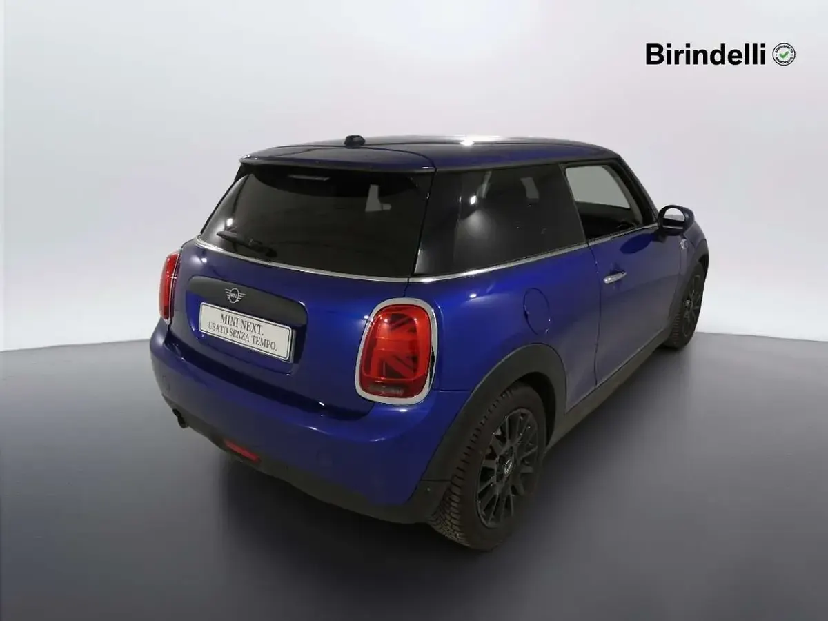 Usata Mini ONE 75 CV (55 kW) 2020 Starlight blue Utilitaria