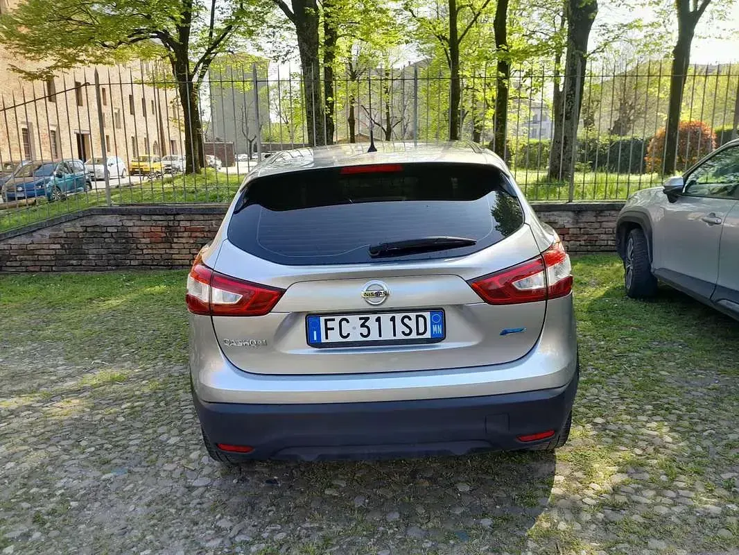 Usata Nissan Qashqai 110 CV (80 kW) 2016 SUV