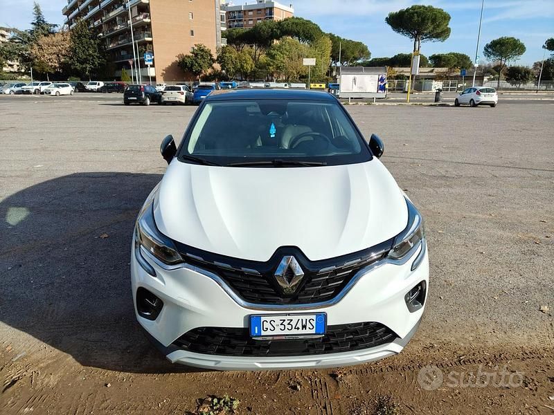Usata Renault Captur 100 CV (73 kW) 2024 Bianco SUV
