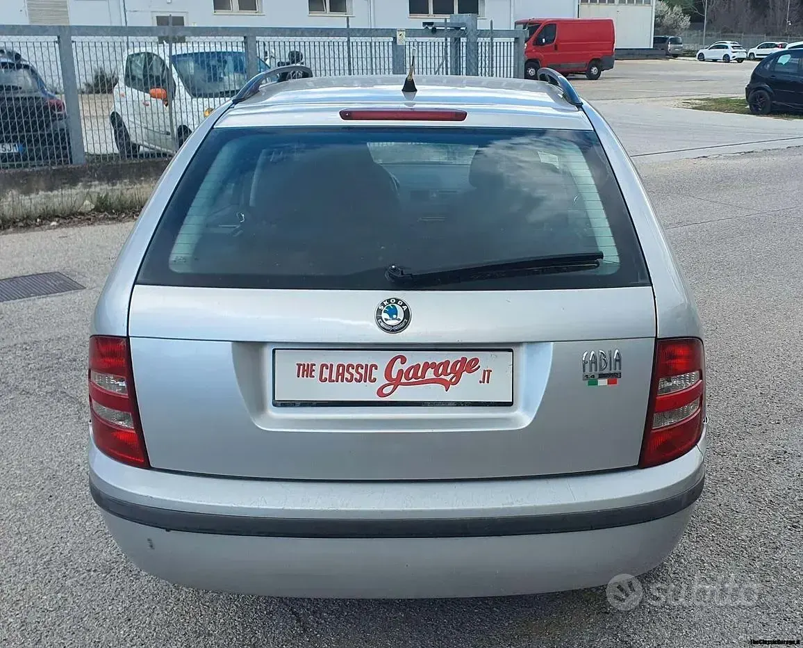 Usata Skoda Fabia 68 CV (50 kW) 2003 Grigio Station wagon