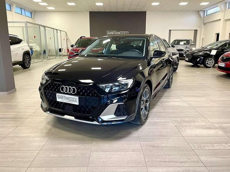 Usata Audi A1 Admired 95 CV (69 kW) 2023 Nero SUV