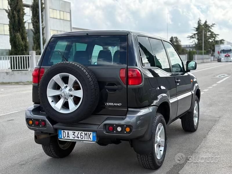 Usata Nissan Terrano 154 CV (113 kW) 2006 Nero SUV