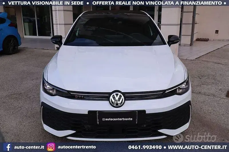 Usata VW Golf VIII GTI 265 CV (194 kW) 2024 Bianco Berlina