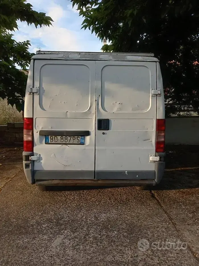 Usata Fiat Ducato 68 CV (50 kW) 1999 Bianco Furgone