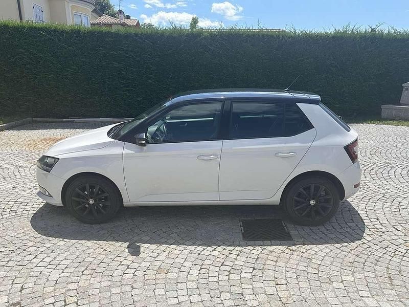 Usata 2019 Skoda Fabia Tre volumi | 10.000 € (Ottimo prezzo) - Immagine 1/4