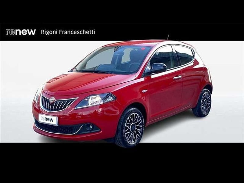 Rosso Usata 2024 Lancia Ypsilon S Due volumi | 12.900 € (Buon prezzo) - Immagine 1/4