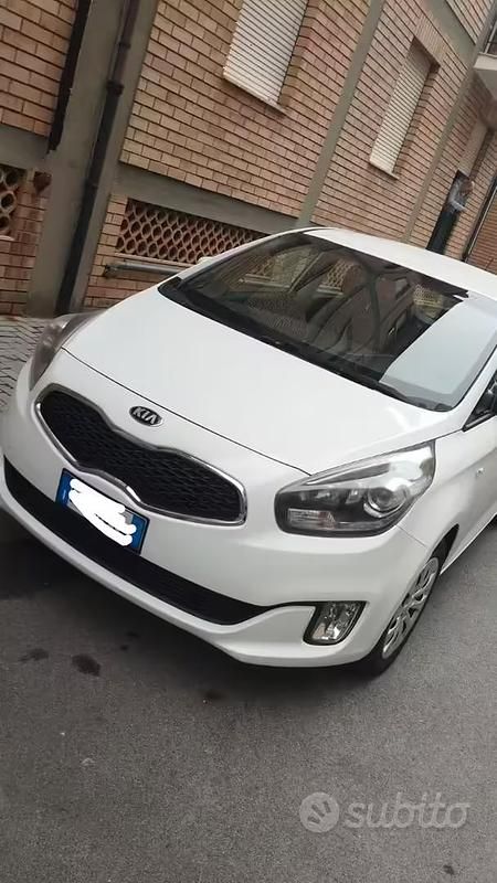 Usata Kia Carens 115 CV (84 kW) 2014 Bianco Monovolume