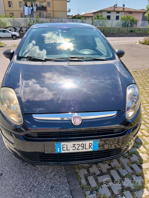 Usata Fiat Punto Evo 69 CV (50 kW) 2012 Nero Utilitaria