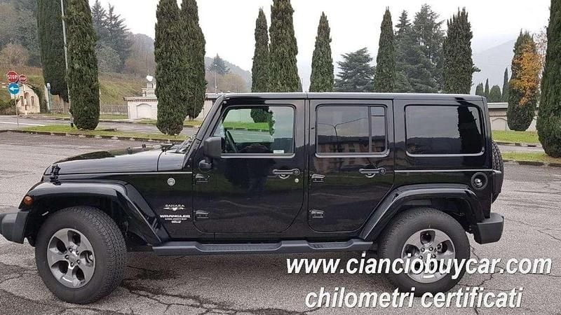 Usata Jeep Wrangler Unlimited Sahara 200 CV (147 kW) 2018 Nero SUV