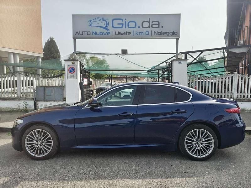 Usata Alfa Romeo Giulia Super 200 CV (147 kW) 2018 Blu/azzurro Berlina