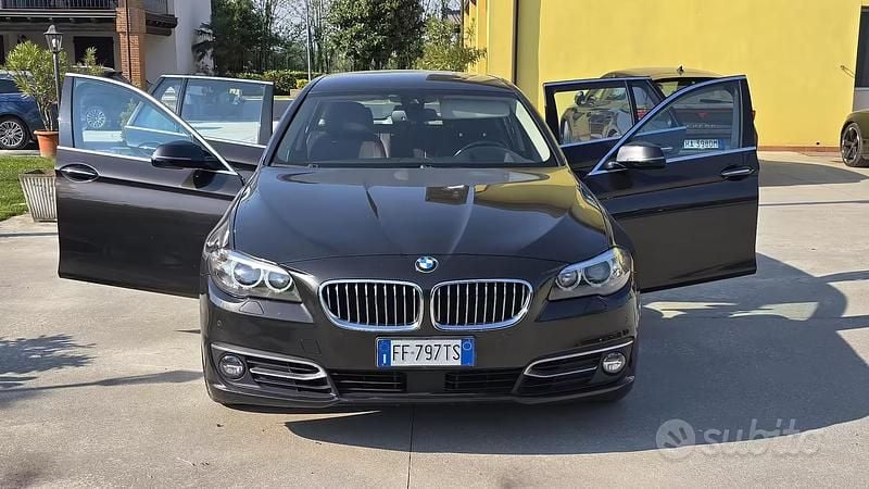 Usata BMW 530 Luxury Line 258 CV (189 kW) 2016 Station wagon