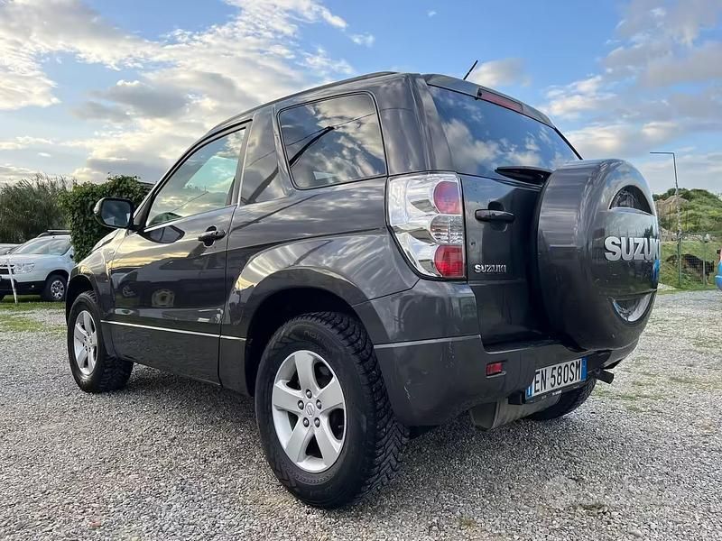 Usata Suzuki Grand Vitara 129 CV (94 kW) 2012 Blu SUV