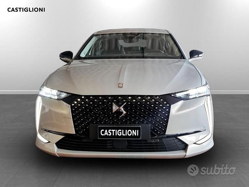 Nouvelle DS Automobiles DS4 131 ch (96 kW) 2025 Gris SUV