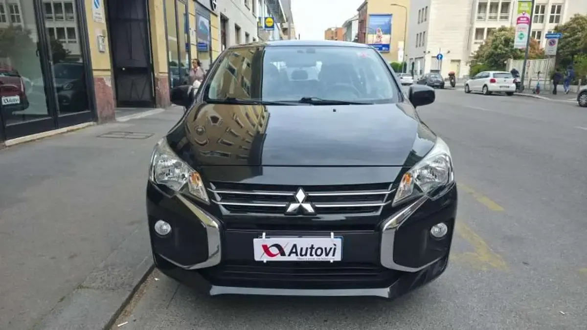 Usata Mitsubishi Space Star 71 CV (52 kW) 2021 Nero Utilitaria