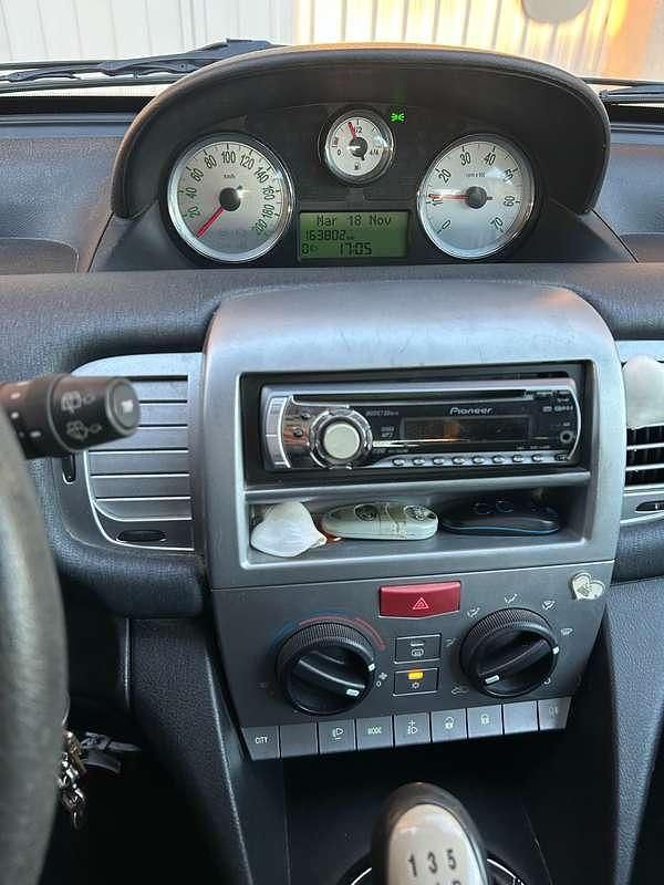 Usata Lancia Ypsilon 60 CV (44 kW) 2007 Grigio Utilitaria