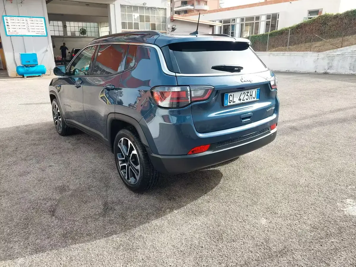 Usata Jeep Compass 131 CV (96 kW) 2023 Bluazzurro SUV