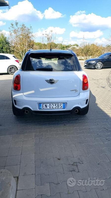 Usata Mini Countryman 143 CV (105 kW) 2012 Bianco SUV