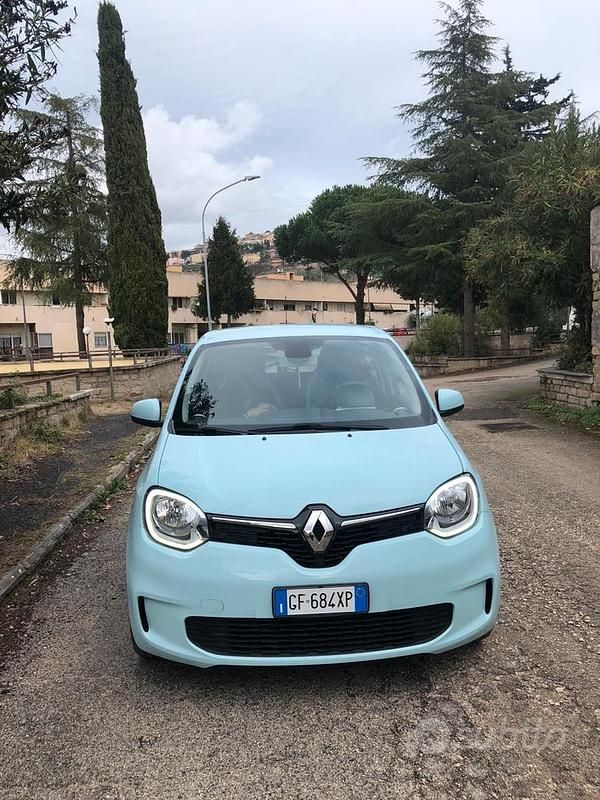 Blu Usata 2025 Renault Twingo Due volumi | 12.500 € - Immagine 1/4