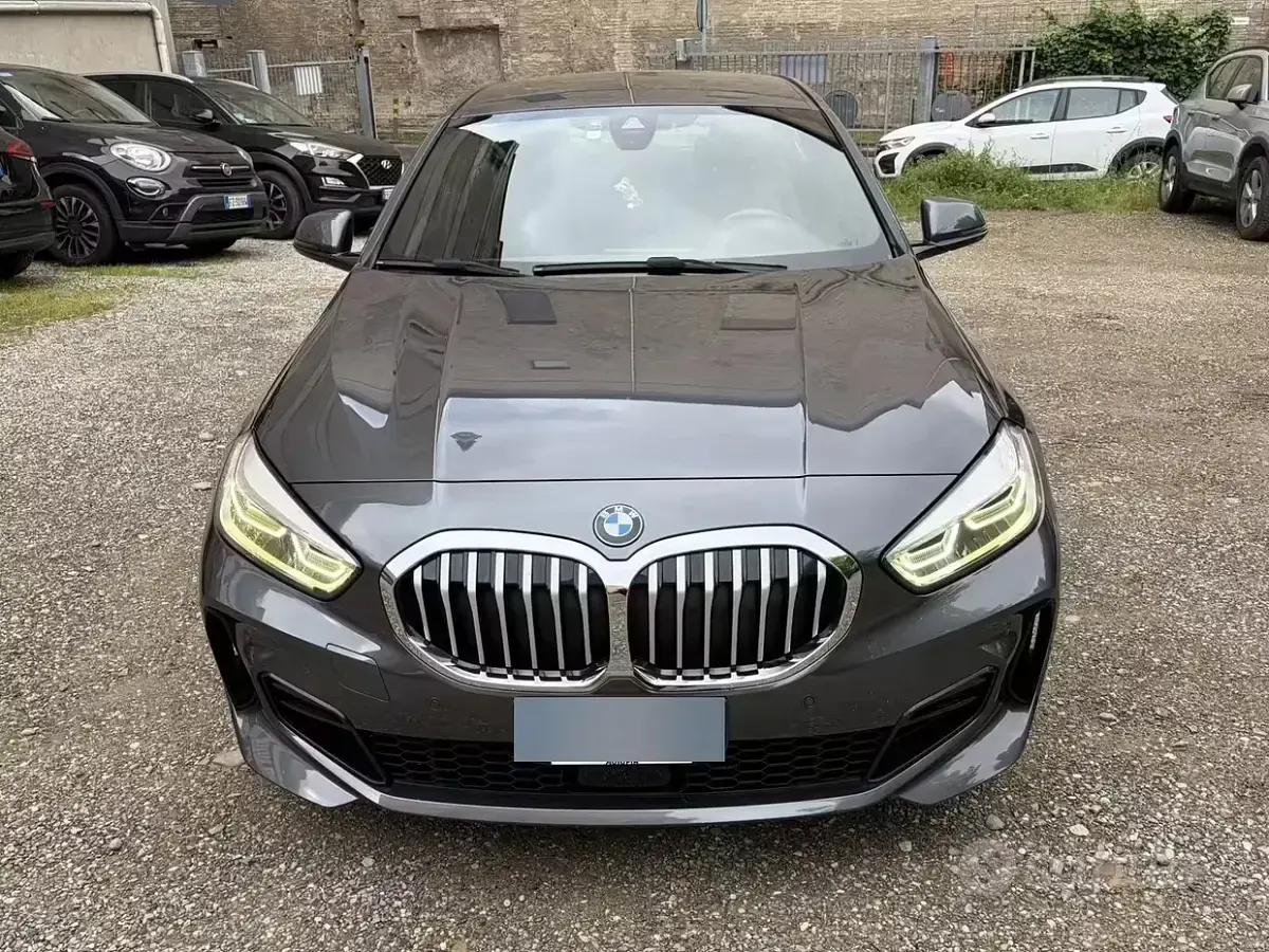Usata BMW 116 M Sport 116 CV (85 kW) 2019 Grigio Utilitaria