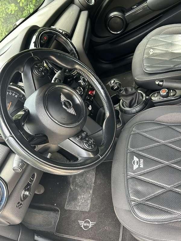 Usata Mini ONE 102 CV (75 kW) 2016 Grigio Utilitaria