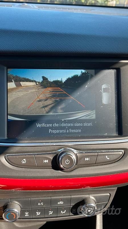 Usata Opel Crossland GS Line 110 CV (80 kW) 2021 Bianco SUV