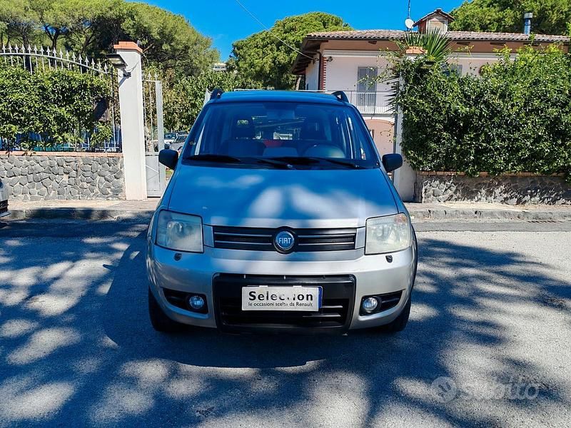 Usata Fiat Panda 4x4 Climbing 59 CV (43 kW) 2005 Grigio Utilitaria