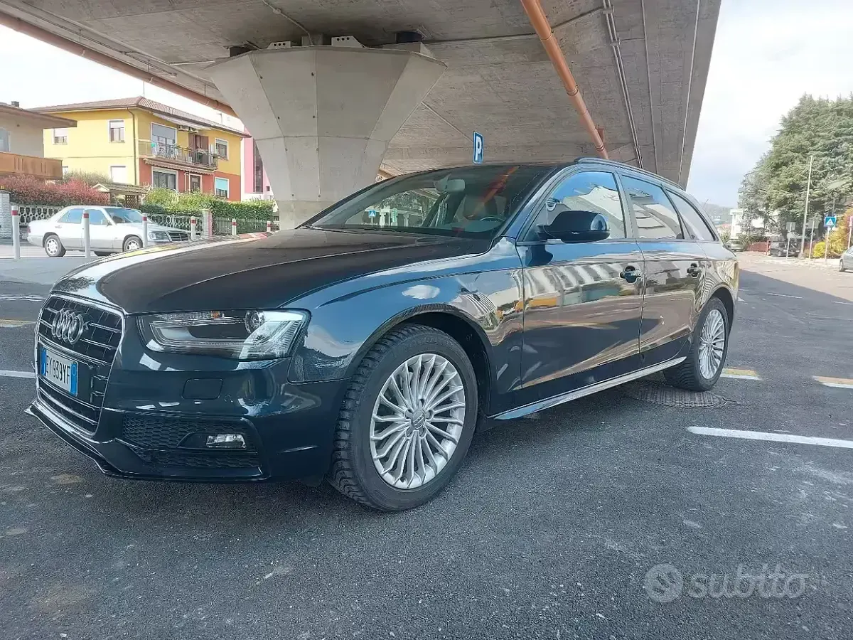 Usata Audi A4 150 CV (110 kW) 2015 Blu Station wagon