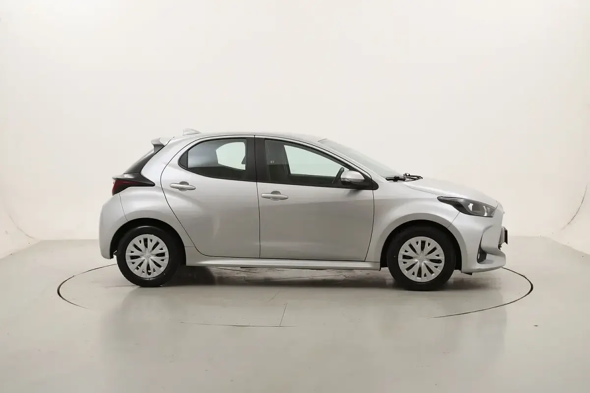 Usata Toyota Yaris Hybrid Business Edition 116 CV (85 kW) 2022 Utilitaria
