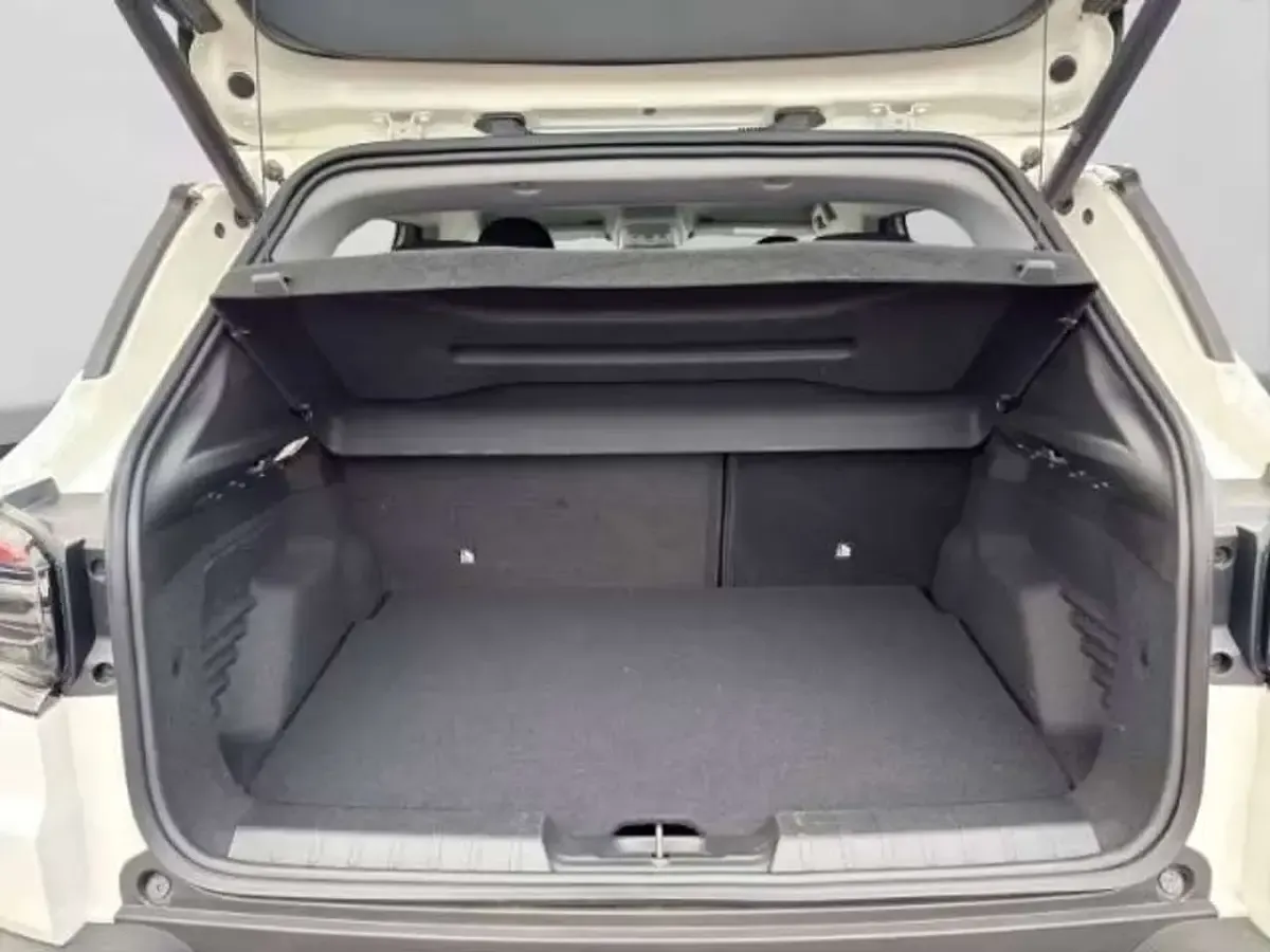 Usata Jeep Avenger Longitude 101 CV (74 kW) 2024 Bianco SUV