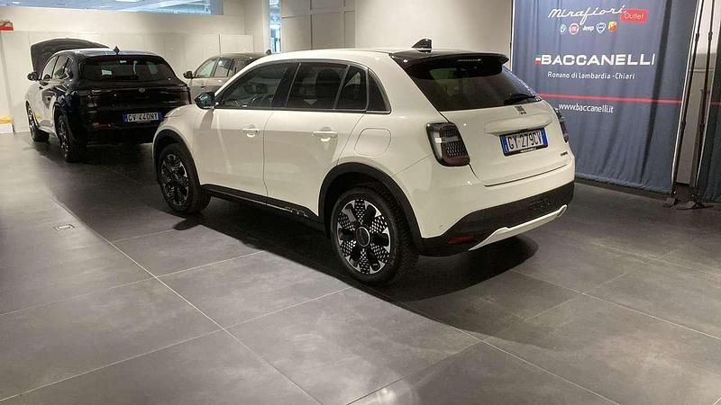 Usata Fiat 600 La Prima 101 CV (74 kW) 2025 Bianco SUV