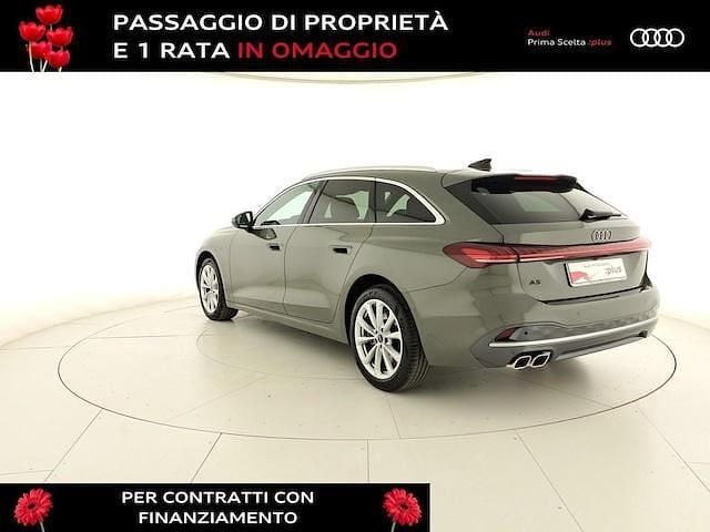 Nuova Audi A5 Advanced 204 CV (150 kW) 2025 Grigio chronos metallizzato Station wagon