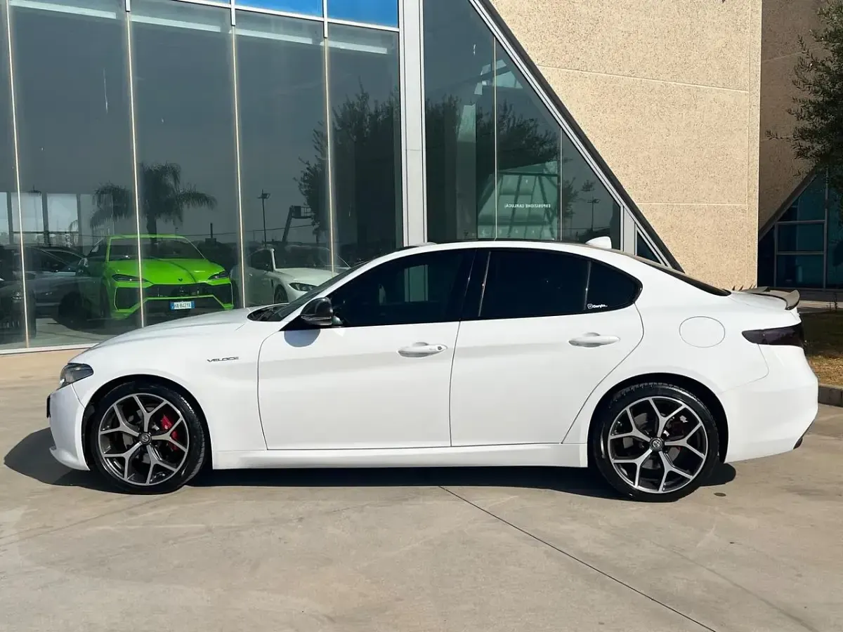 Usata Alfa Romeo Giulia Veloce 211 CV (155 kW) 2019 Bianco Berlina