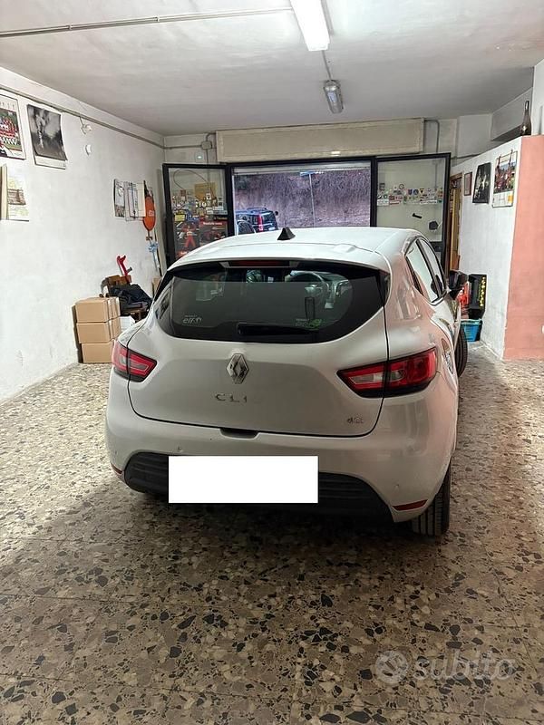 Usata Renault Clio IV 75 CV (55 kW) 2017 Grigio Berlina