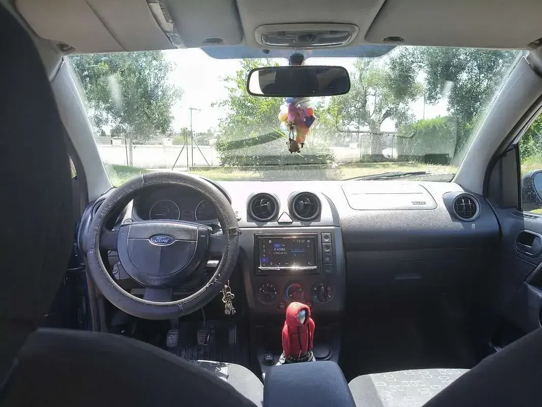 Usata Ford Fiesta 68 CV (50 kW) 2005 Utilitaria