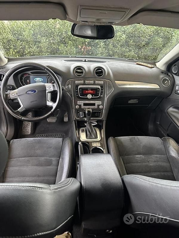 Usata Ford Mondeo 140 CV (102 kW) 2008 Blu Station wagon