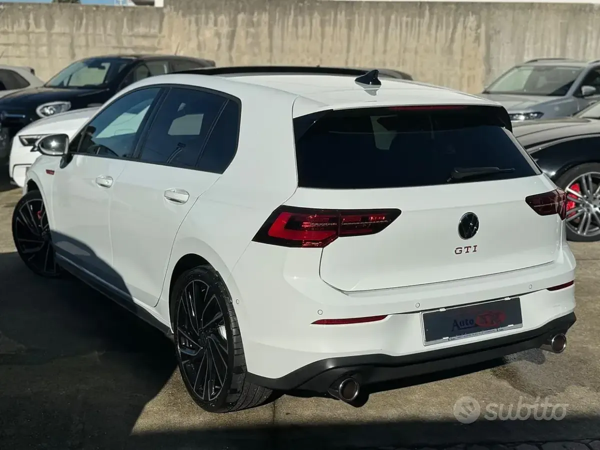 Usata VW Golf VIII GTI 245 CV (180 kW) 2020 Bianco Berlina