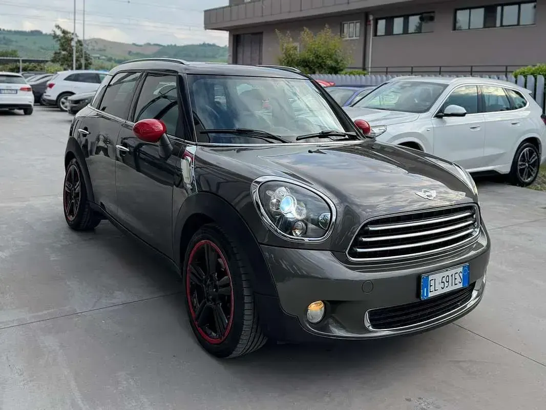 Usata Mini Cooper D Countryman 111 CV (81 kW) 2012 Grigio SUV