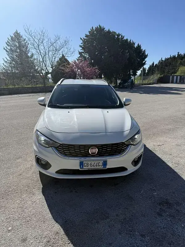 Usata Fiat Tipo S 120 CV (88 kW) 2021 Station wagon
