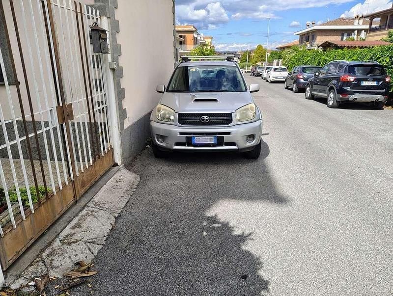 Usata Toyota RAV4 Sol 116 CV (85 kW) 2003 SUV