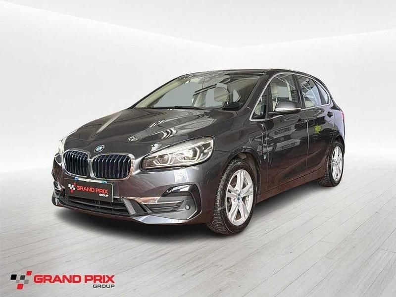 Usata BMW 225 Active Tourer iPerformance 136 CV (100 kW) 2019 Argento Monovolume