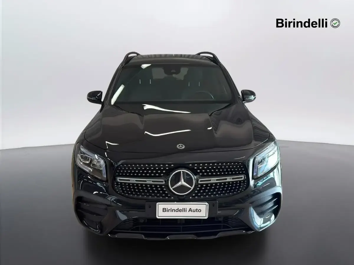 Usata Mercedes GLB180 Premium 116 CV (85 kW) 2023 Nero SUV