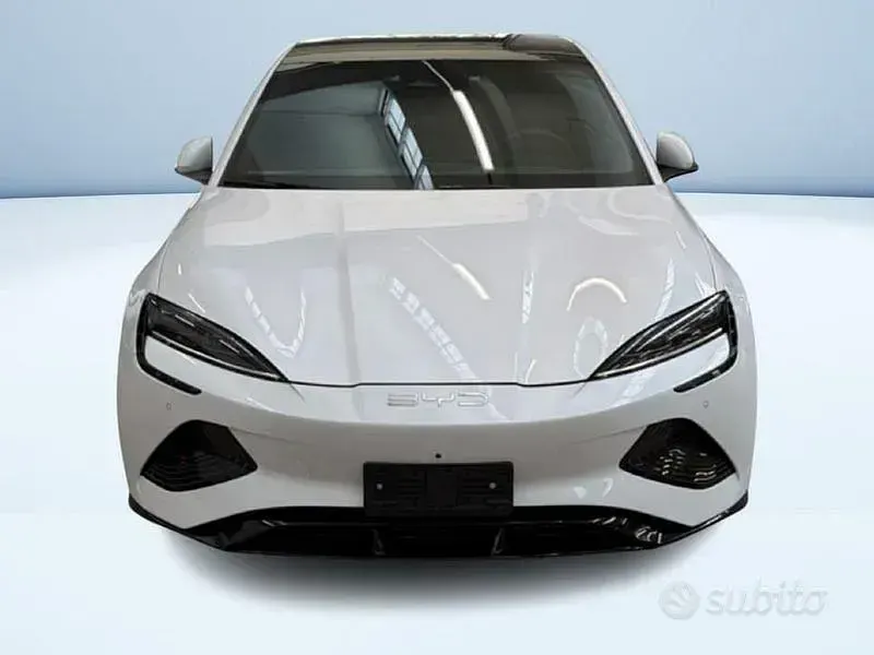 Nuova BYD Seal Design 230 kW (313 CV) 2026 Bianco Berlina