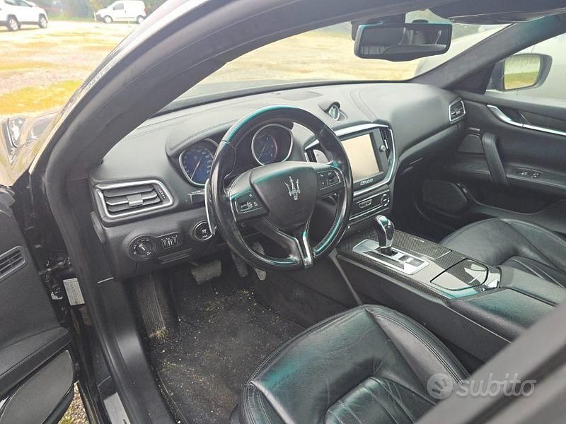 Usata Maserati Ghibli 275 CV (202 kW) 2013 Nero Berlina