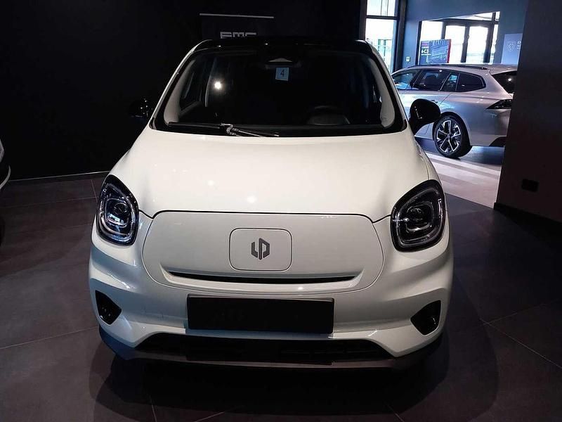 Nuova Leapmotor T03 69 kW (95 CV) 2026 Bianco Utilitaria