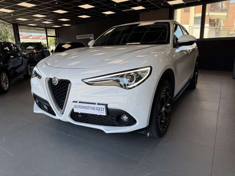 Bianco Usata 2020 Alfa Romeo Stelvio Executive SUV | 25.890 € (Super prezzo) - Immagine 1/4