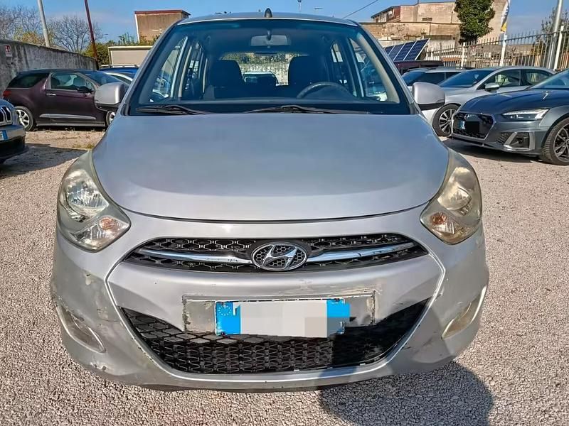Usata Hyundai i10 66 CV (48 kW) 2011 Grigio Utilitaria